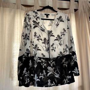 Alfani Black and White Floral Blouse Size XL